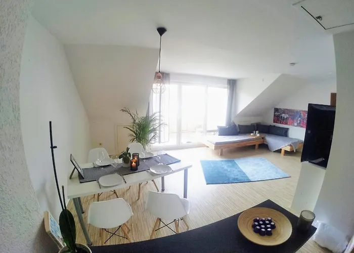 Apartamento über Den Dächern Von Kirchheim, Modernes *
